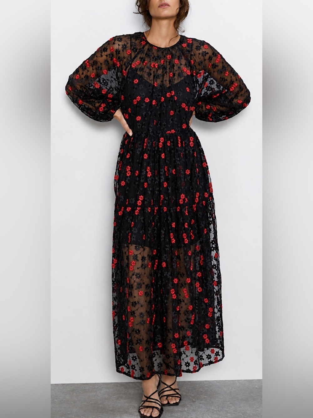Zara oversized black embroidered floral midi dress, XS
